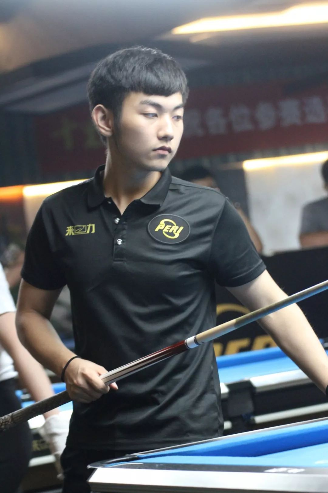 尤其是像罗 尤其是像罗